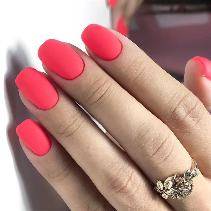 Ногти однотонныеяркип