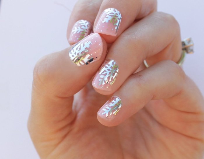 Маникюр кошачий глаз прозрачный