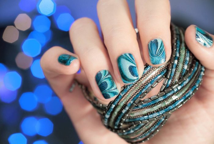 Арт френч на ногтях