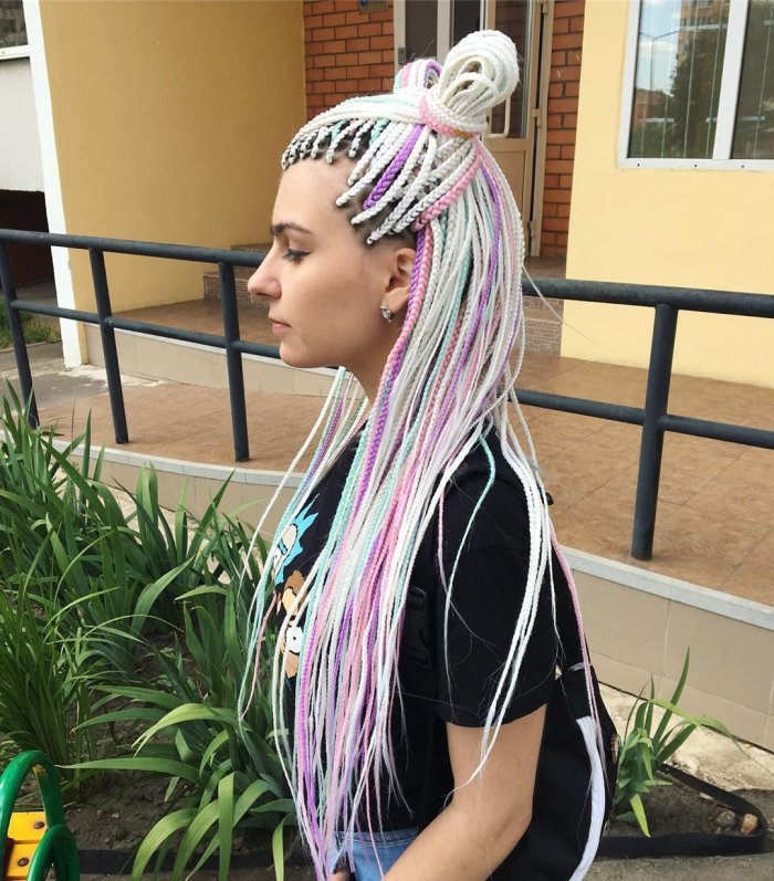 Афрокосы се и де