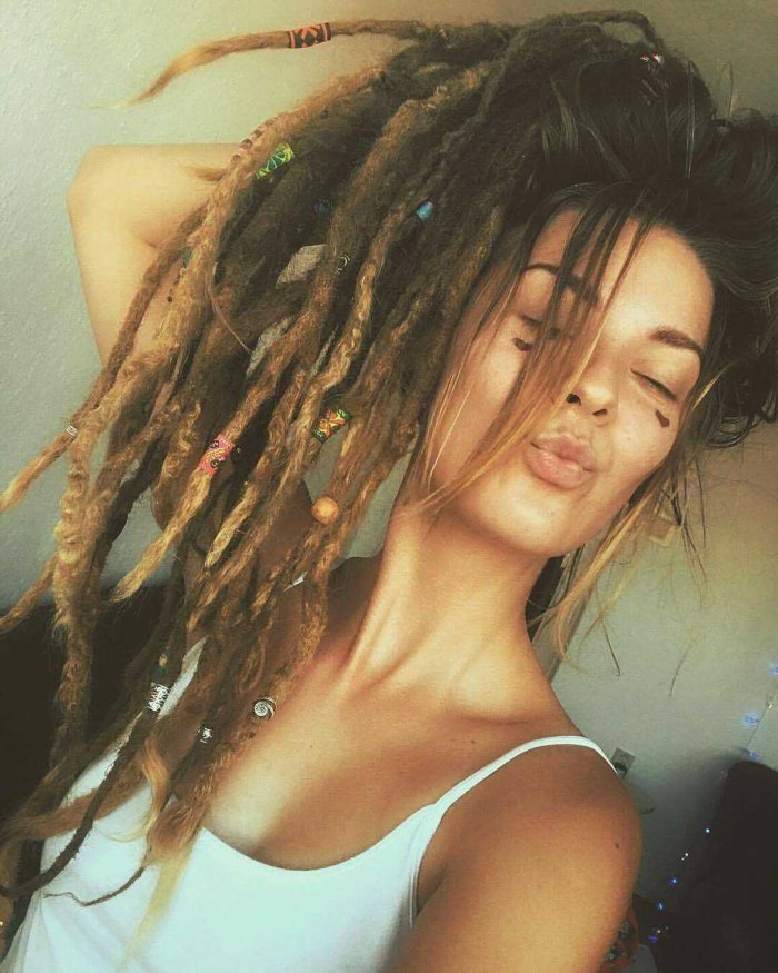 Де дреды женские гладкие