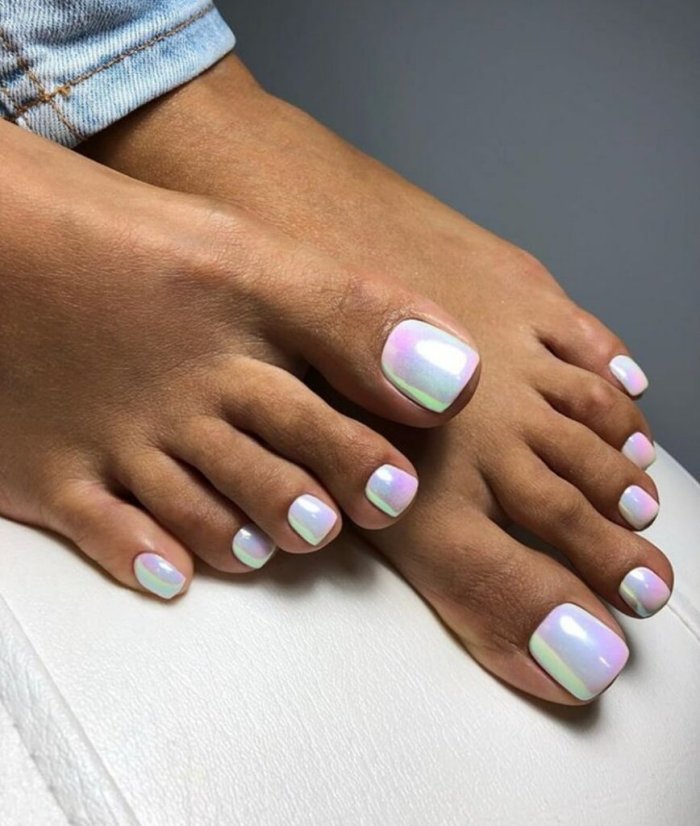 Летний педикюр