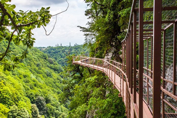 Грузия ущелье Окаце