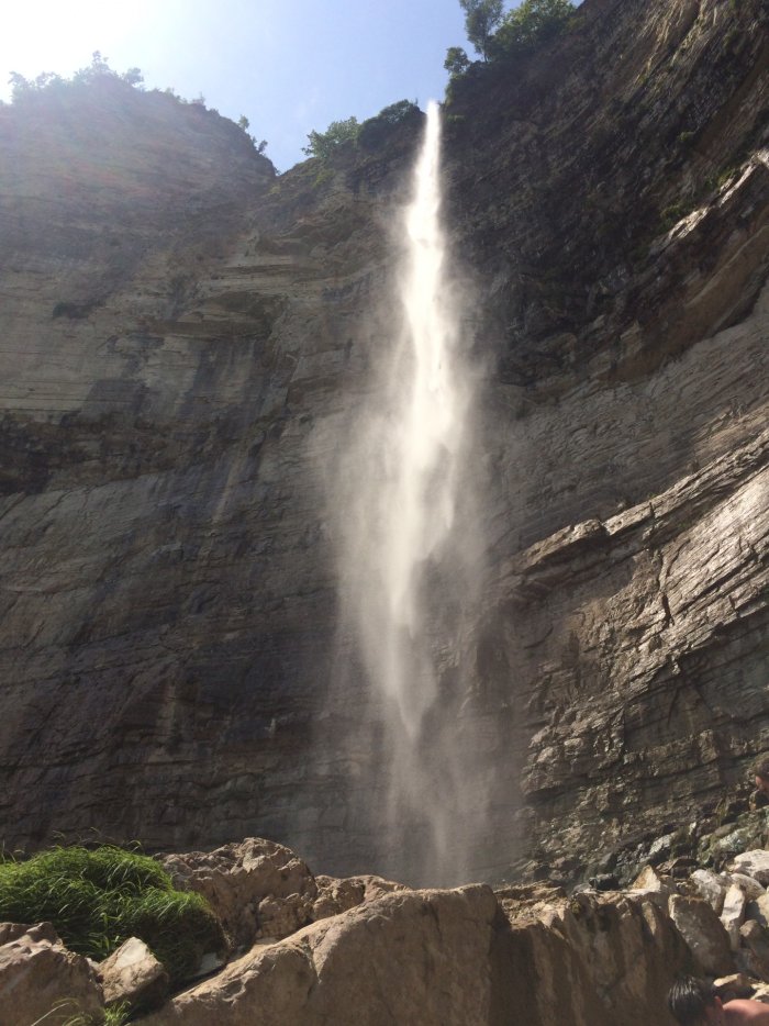 Казбеги водопады Гвелети