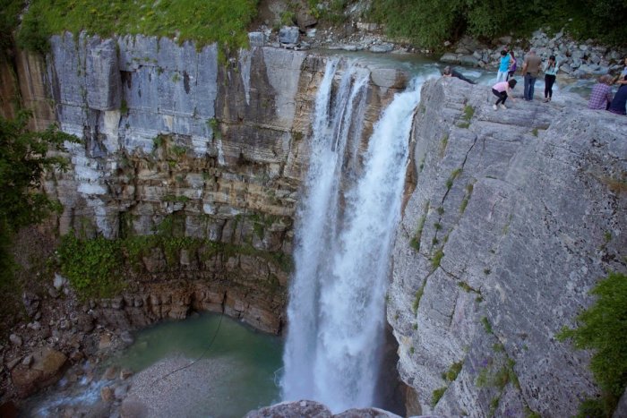 Мартвильский каньон водопад