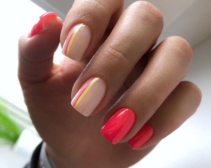 Нюдовый маникюр форма миндаль